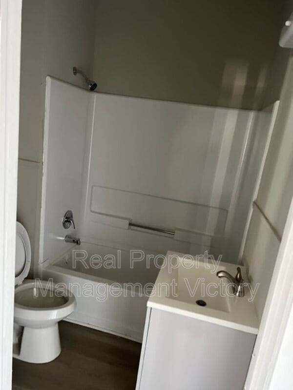 Foto del edificio - 4909 Avenue R