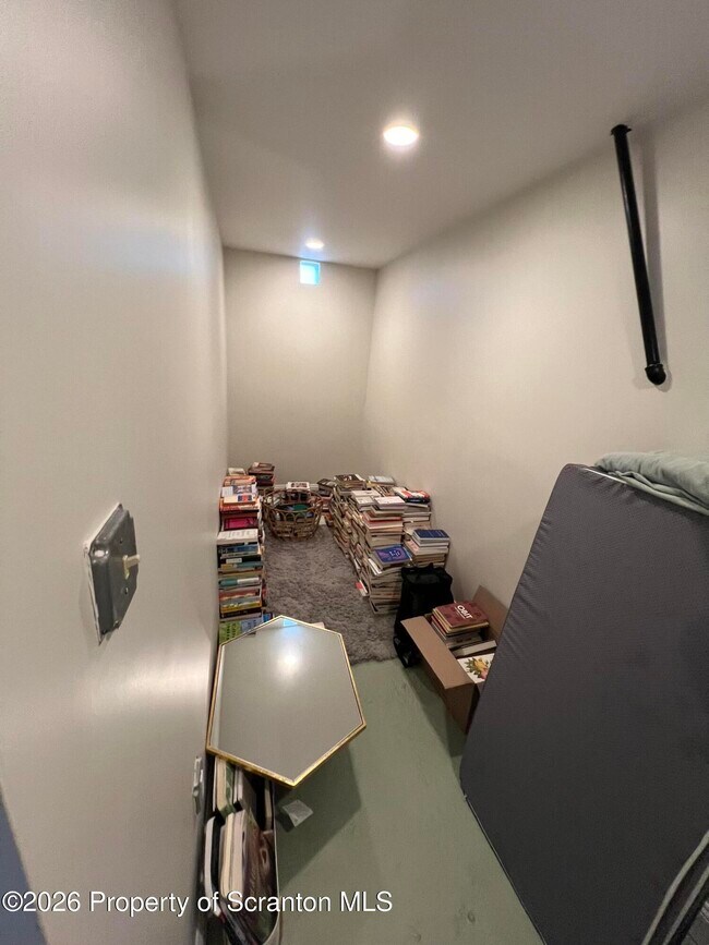 Building Photo - 2 St John St