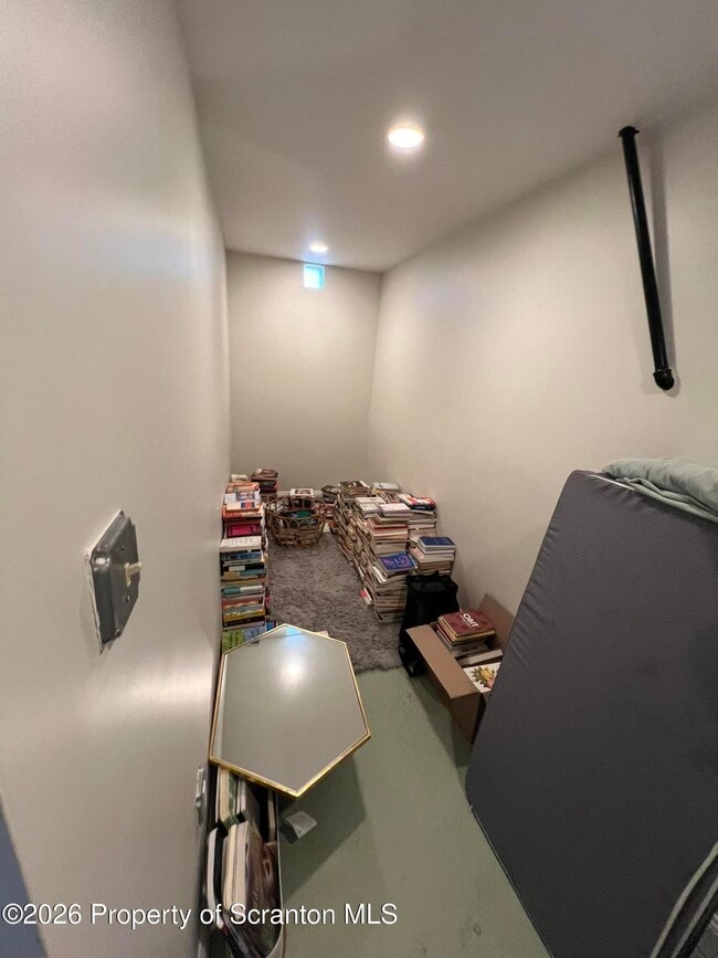 Foto del edificio - 2 St John St