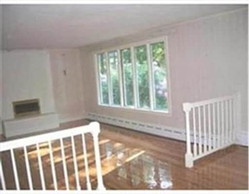 Primary Photo - 159 Pleasant St