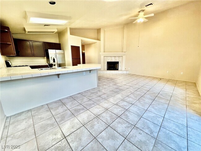 Building Photo - 8420 Airmont Ct