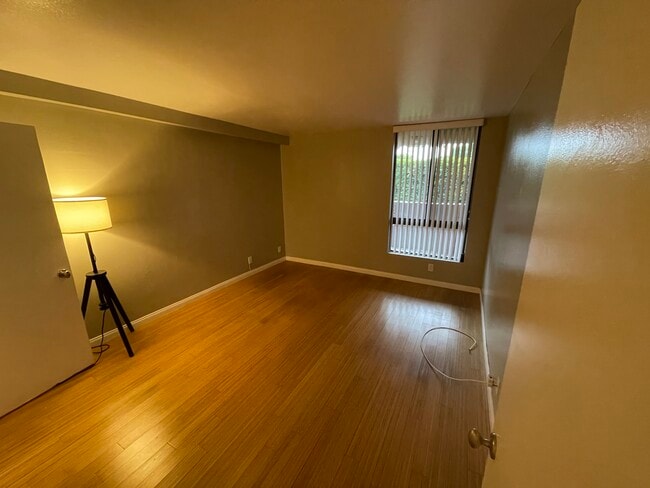 Building Photo - 7826 Topanga Canyon Blvd