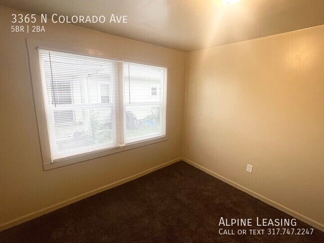Foto del edificio - 3365 N Colorado Ave