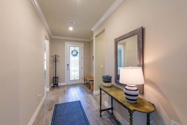 Foto del edificio - 8161 Hanoverian Dr