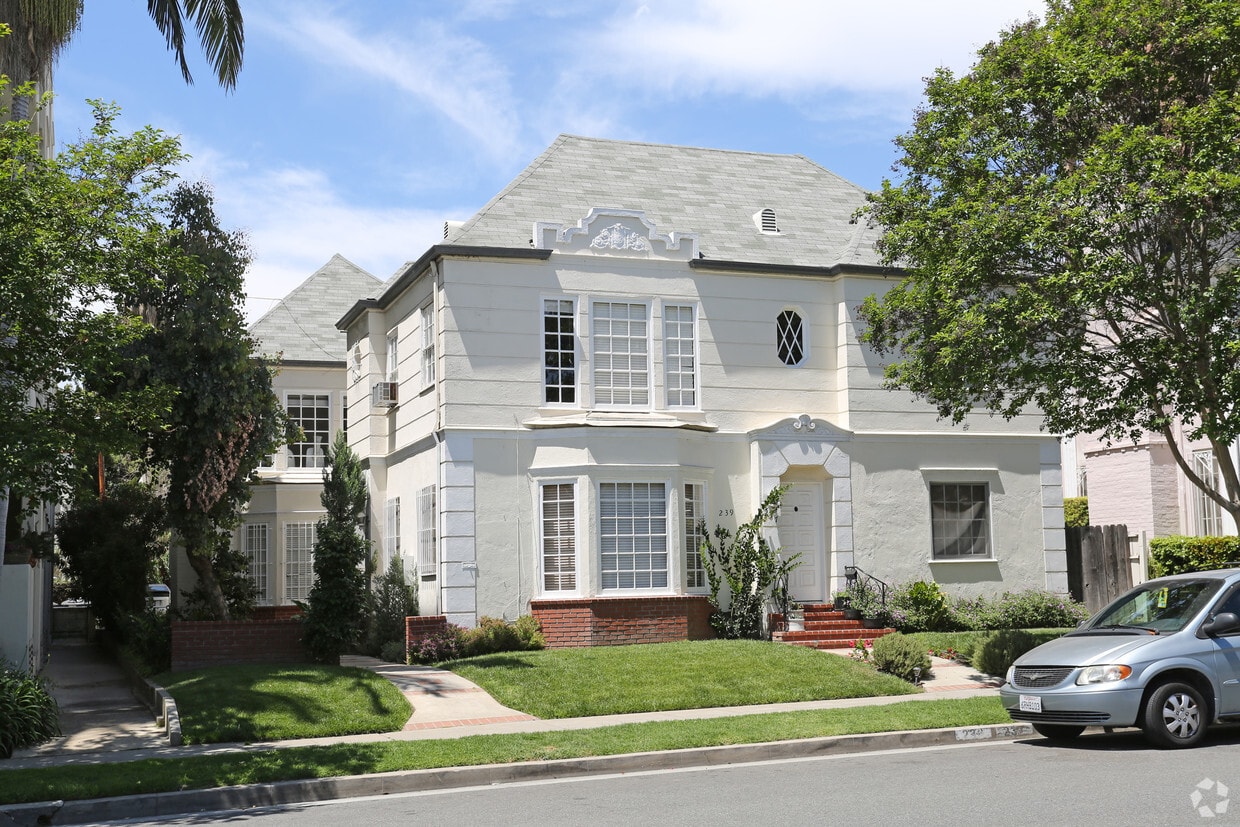237239 S Spalding Dr, Beverly Hills, CA 90212 Apartments in Beverly Hills, CA