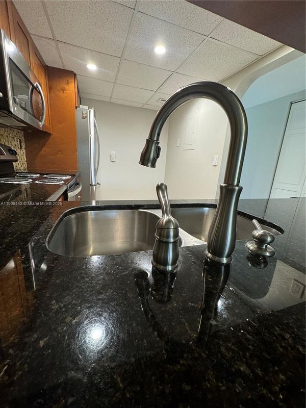 Foto del edificio - 9050 NW 28th St