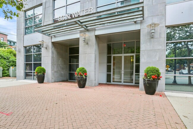 Foto del edificio - 33 N Water St