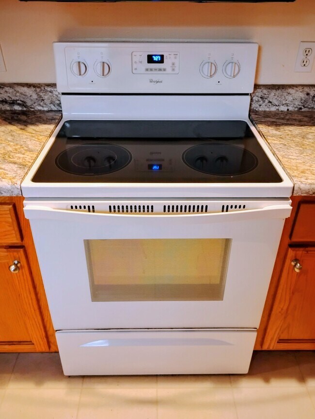 Foto del edificio - 428 W White Ash St