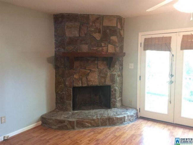 Foto del edificio - 2 bedroom in Vestavia Hills AL 35243