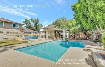 Building Photo - 8547 E Belleview St
