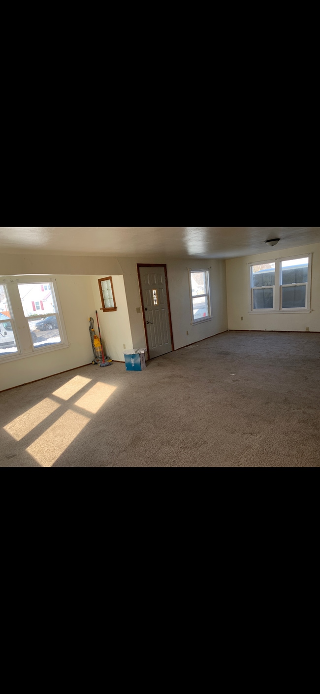 Building Photo - 1640 Barlow St