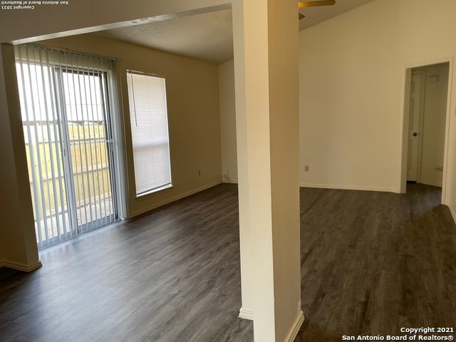 Building Photo - 14420 Edgemont St