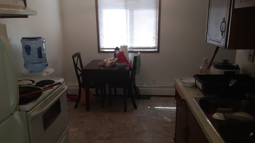 Building Photo - 0 Bed 0 Bath Unit in Red Deer, AB