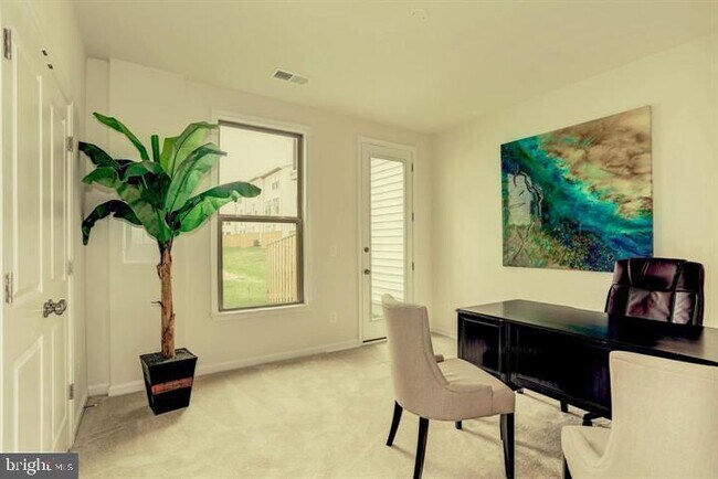 Building Photo - 42346 Alder Forest Terrace