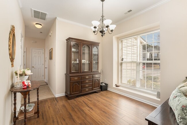 Building Photo - Adorable Home in Delta Ridge - NW Raleigh Just off Glenwood Avenue!