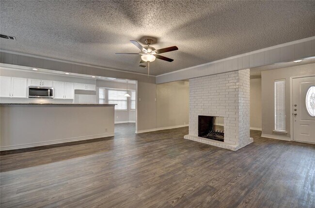 Foto del edificio - 757 Aspen Ct