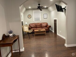 Furnished Living Room - 433 N Cypress St
