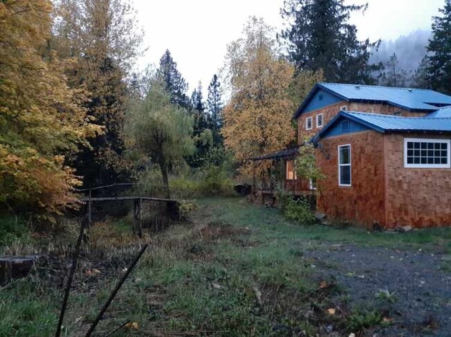 Building Photo - 19804 S Latour Creek Rd