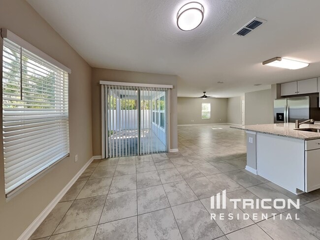 Building Photo - 10250 Old Dixie Highway Ponte Vedra Beach FL