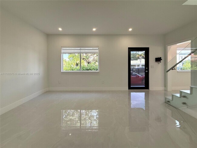 Foto del edificio - 927 SW 18th Ave