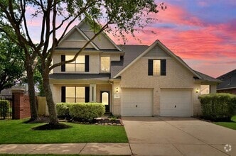 Building Photo - 3911 Fallsbrook Ct