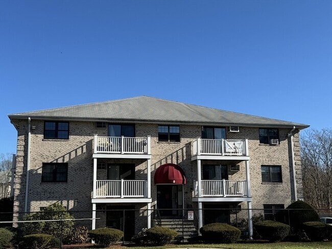 Photo - 8 Kenmar Drive Unit 58 Apartment