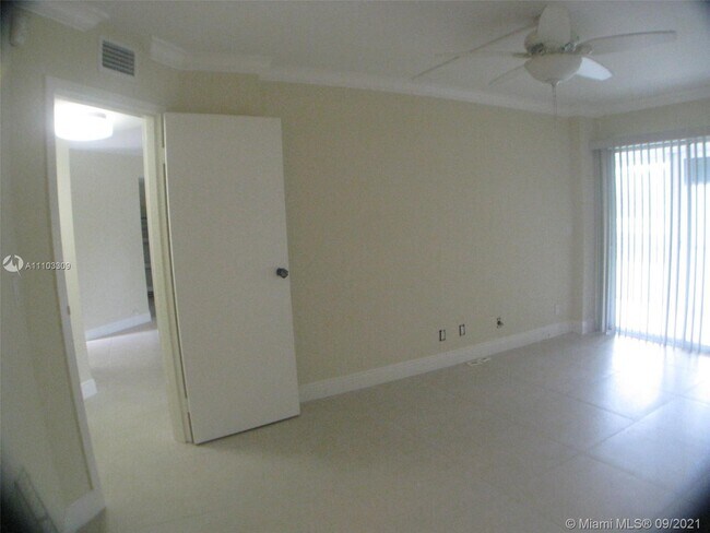 Building Photo - 3597 Birdie Dr