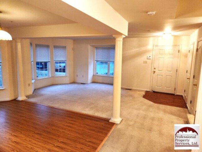 Foto del edificio - 17807 Farragut Way