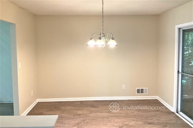Building Photo - 5046 Camden Ct SW