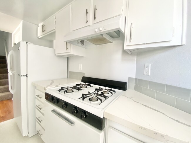 Foto del edificio - 3759 S Canfield Ave