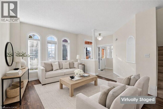 Photo du bâtiment - 461 Hwy 8