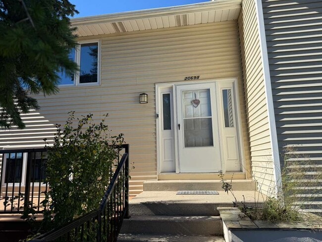Building Photo - 20698 N Eugene Ave