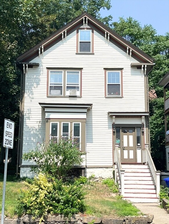 Building Photo - 269 Lamartine St