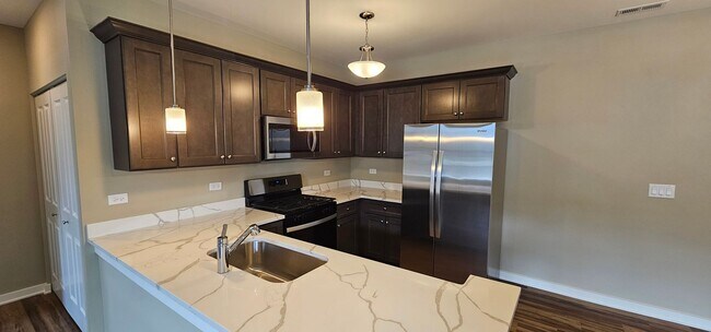 Building Photo - Chestnut - 2Br/2Ba Rental Home - First Floor