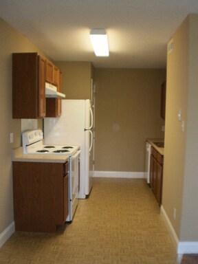 Building Photo - 413 Avalon Dr