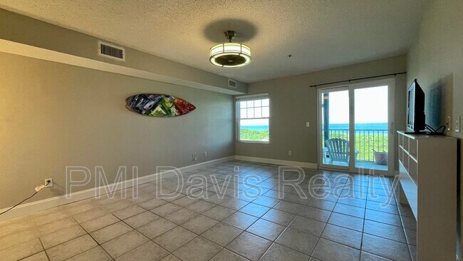 Building Photo - 110 Ocean Hollow Ln