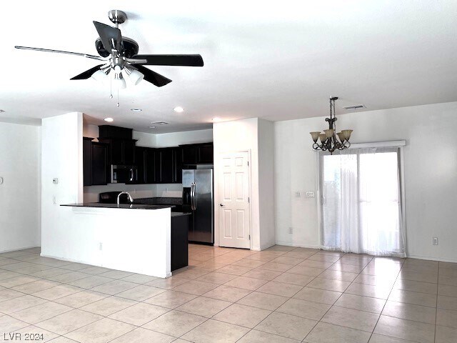 Primary Photo - 9627 Vega Carpio Ave