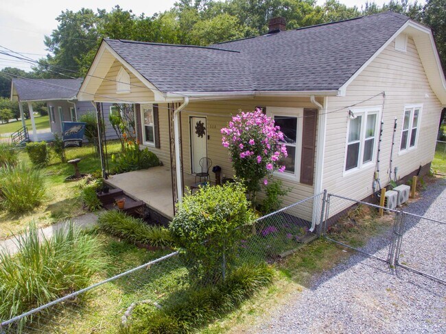 Foto del edificio - 111 Summit St