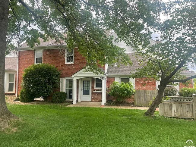 Building Photo - 1501 Crossgate Dr