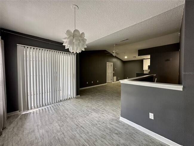 Foto del edificio - 4332 S Kirkman Rd