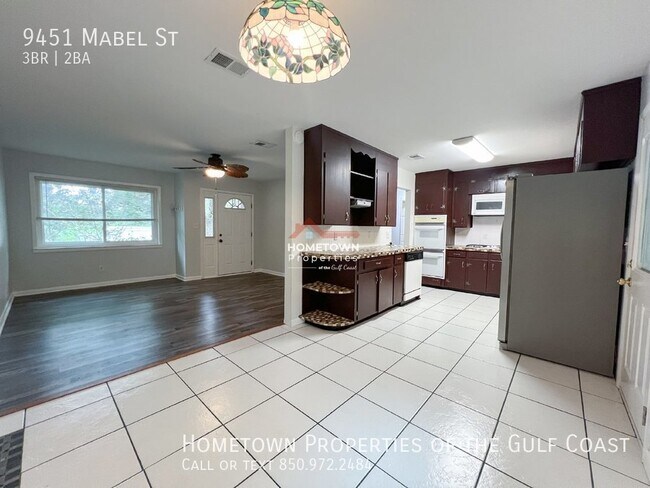 Building Photo - 9451 Mabel St
