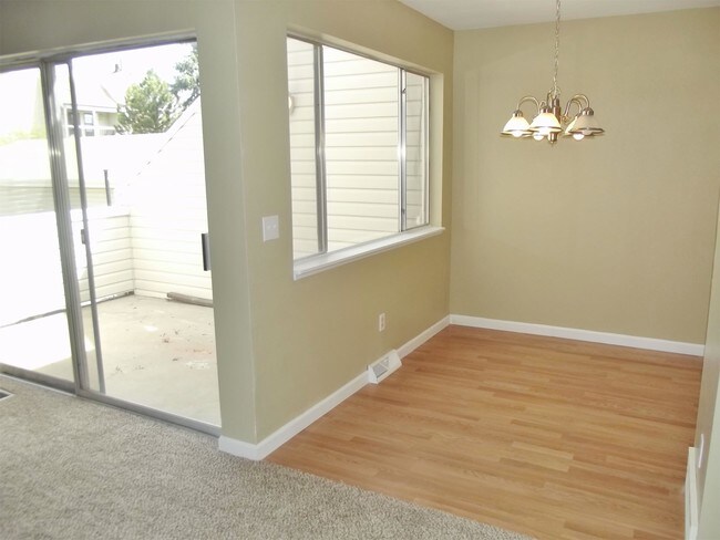 Building Photo - 2690 S Xanadu Way