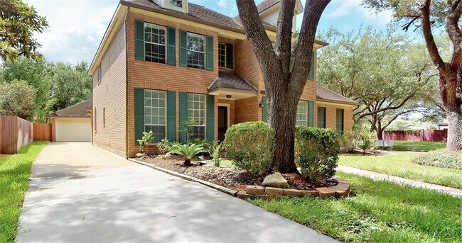 Building Photo - 17427 Marigold Dr