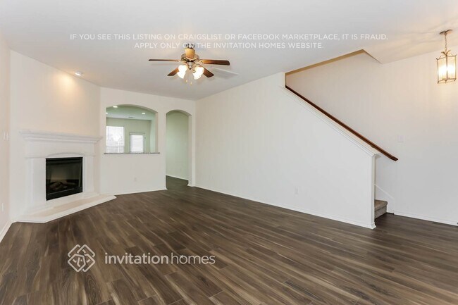 Building Photo - 1213 Sweetwater Dr