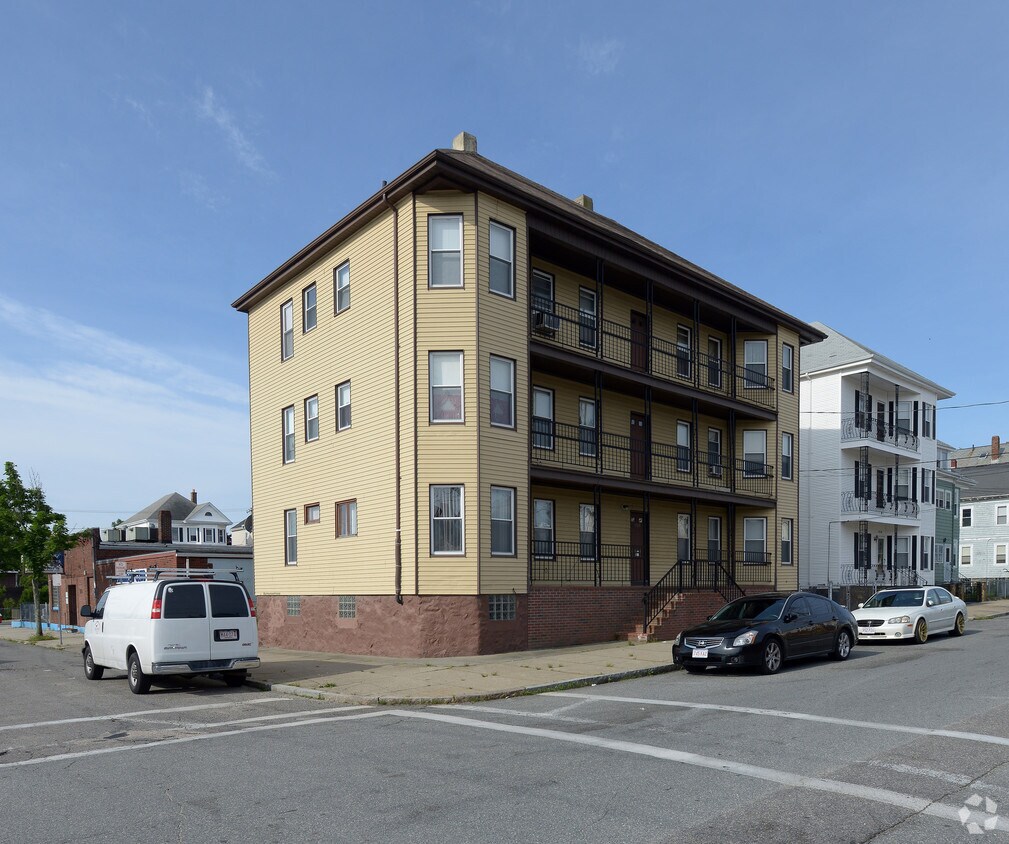 106 Tinkham St, New Bedford, MA 02746 Apartments in New Bedford, MA