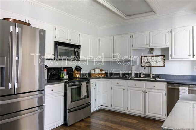Building Photo - 5517 Kenmure Pl