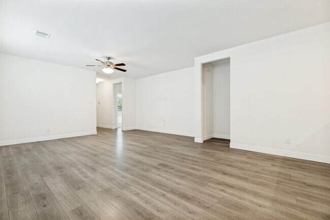 Building Photo - 6024 Wildflower Wy