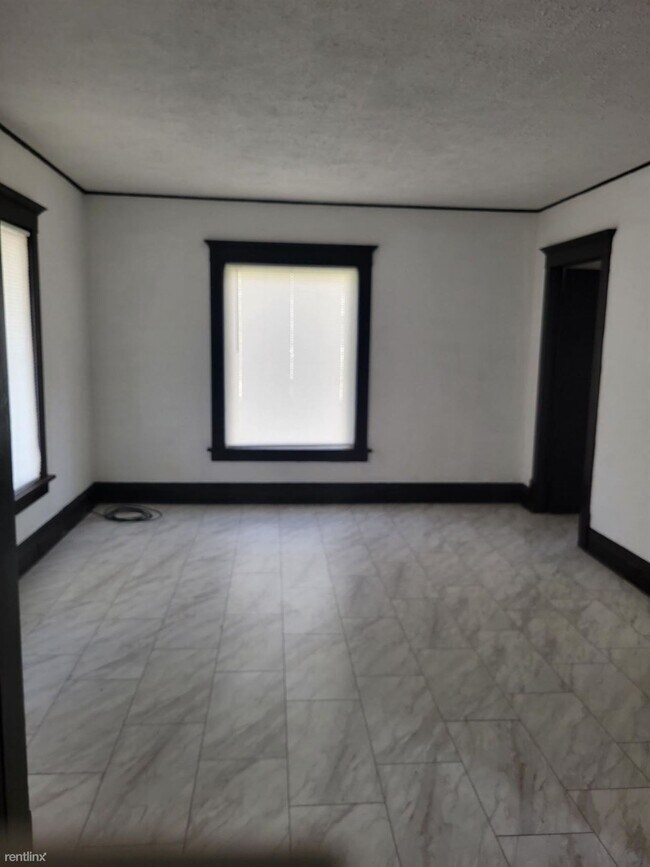 Foto del edificio - 3 br, 1.5 bath House - 281 S Maple St 281 ...