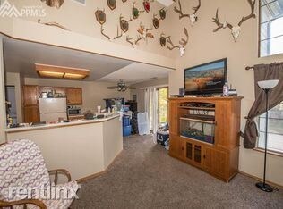 Foto principal - 2742 Montague Dr