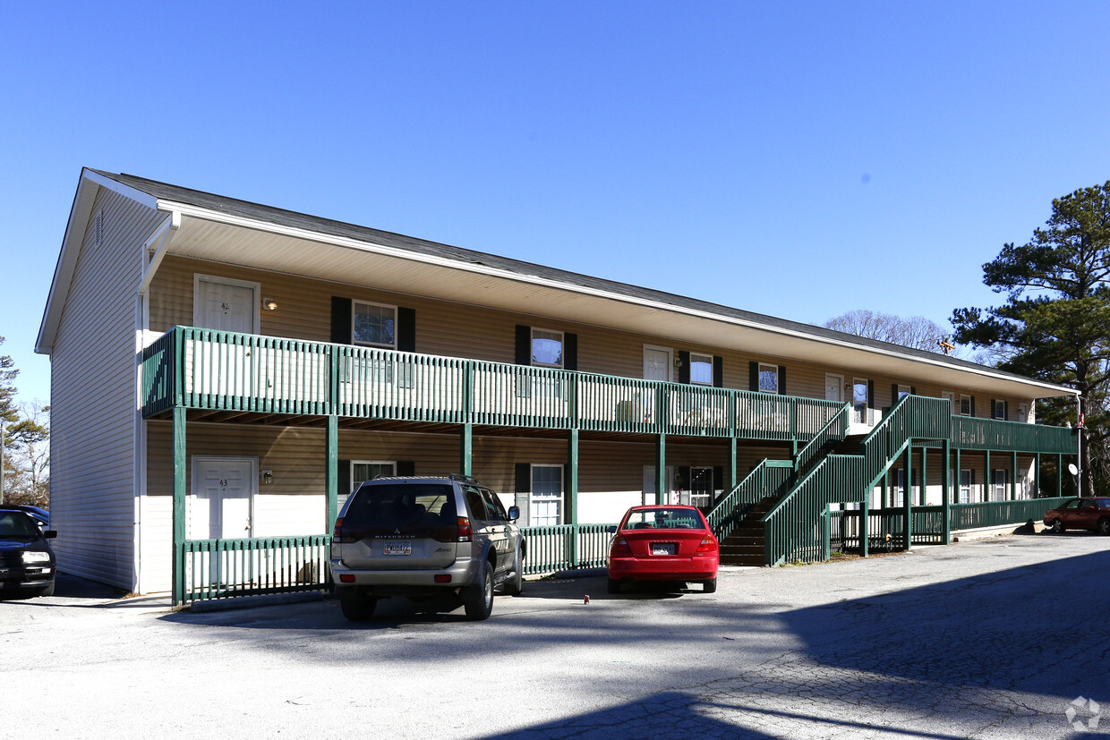 Building Photo - Indian Springs Apartments